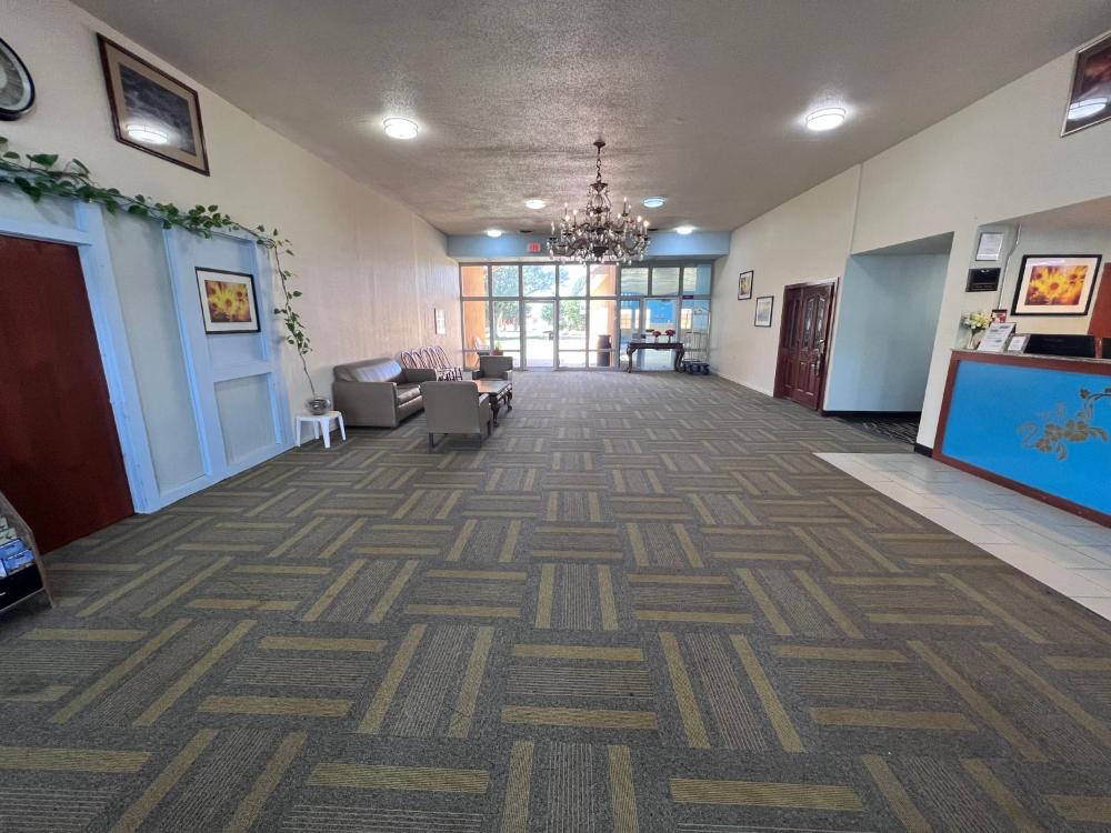 Colby Inn and Suites
